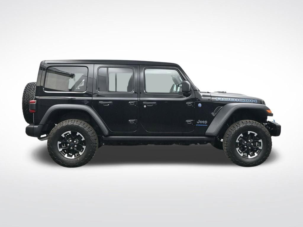 Used 2025 Jeep Wrangler Unlimited Rubicon 4xe w/ Steel Bumper Group AWD/4WD image 4