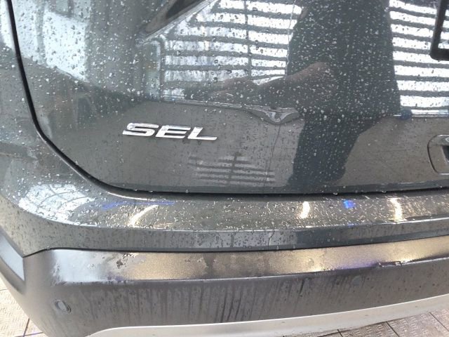 Used 2024 Ford Edge SEL w/ Convenience Package AWD/4WD image 12