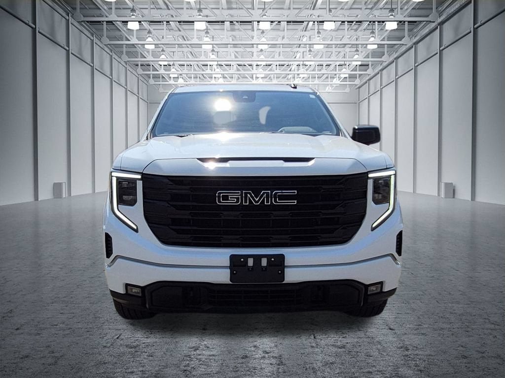 Certified 2022 GMC Sierra 1500 Elevation w/ LPO, Elevation Black Package AWD/4WD image 5