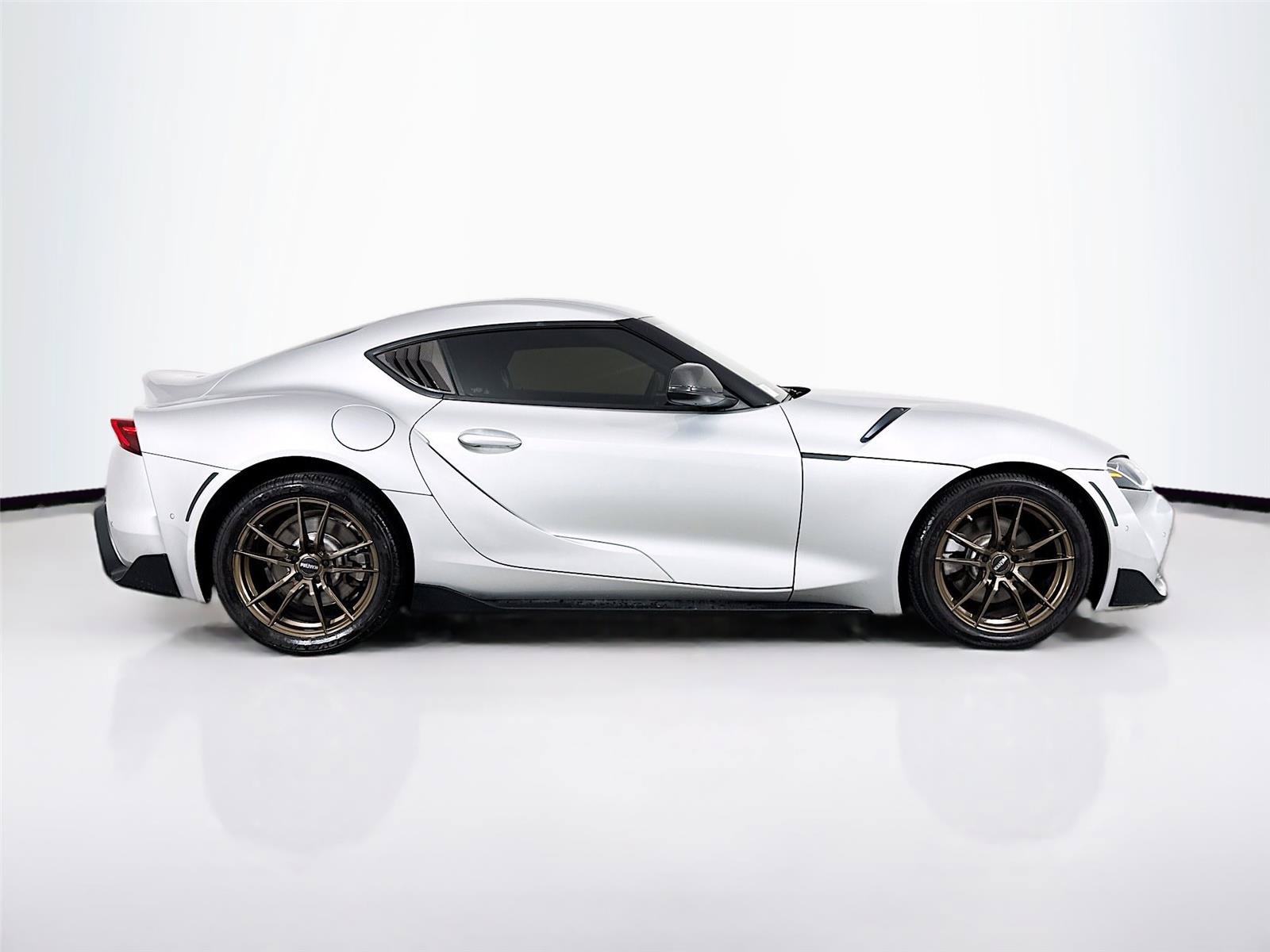 Used 2022 Toyota Supra w/ Safety & Technology Package RWD image 10