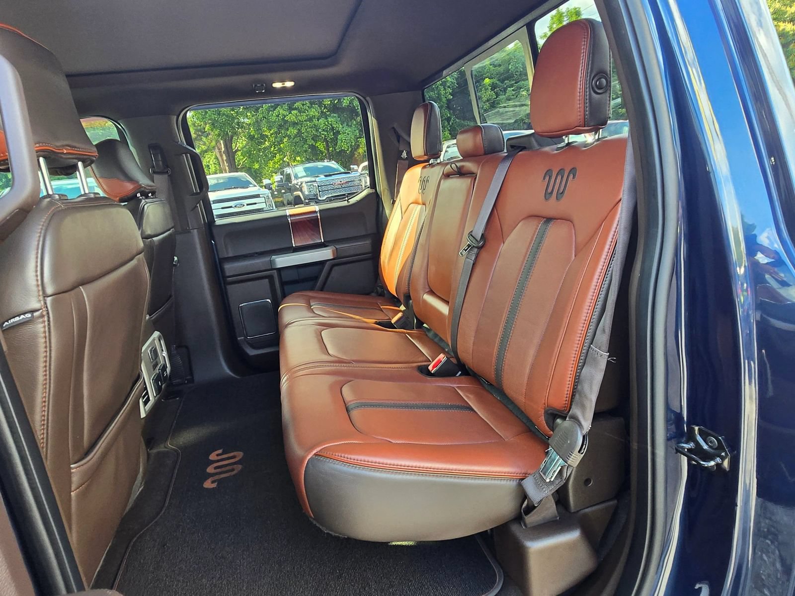 Used 2018 Ford F150 King Ranch w/ Equipment Group 601A Luxury AWD/4WD image 8