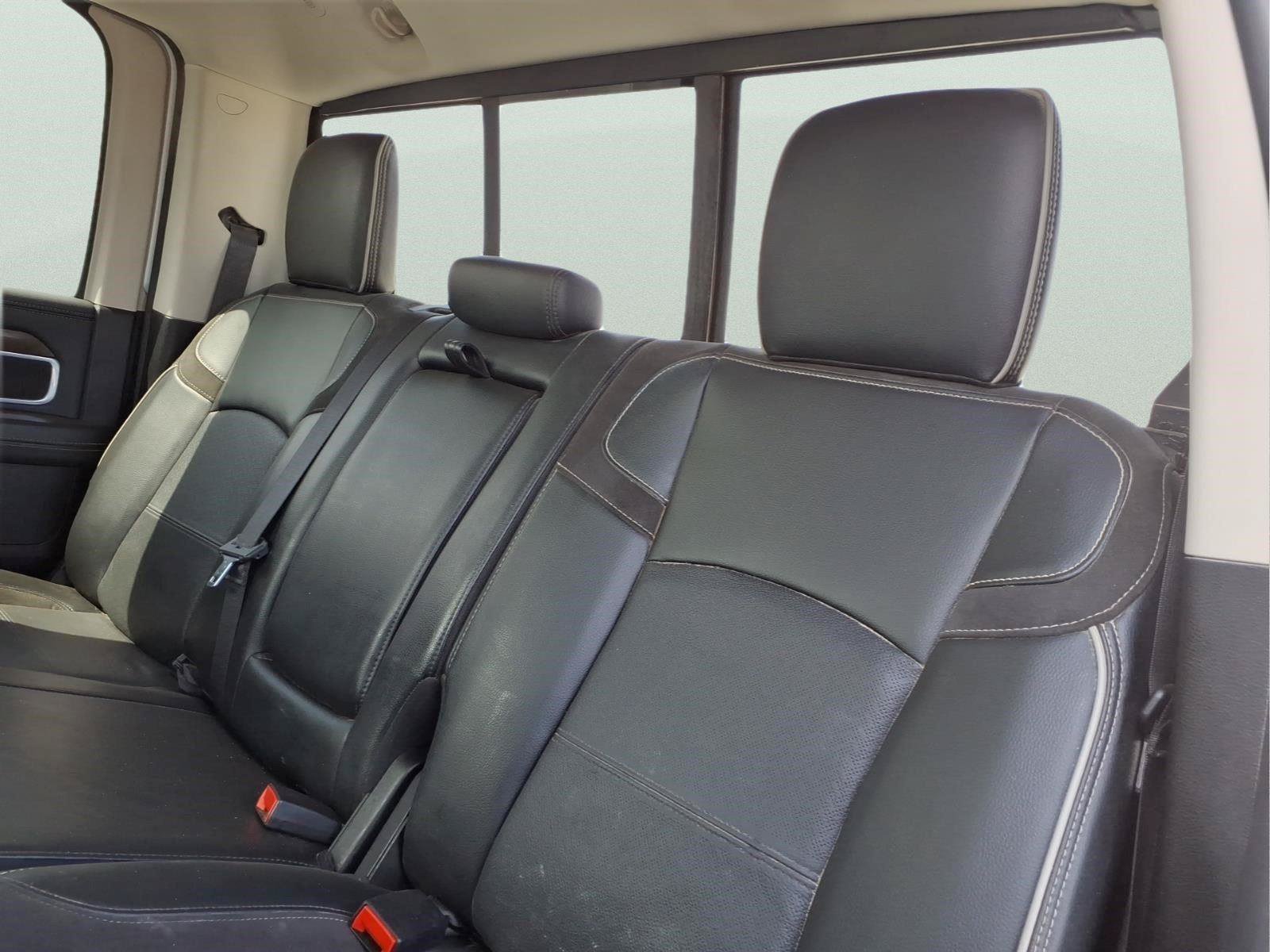 Used 2024 RAM 2500 Laramie AWD/4WD image 12