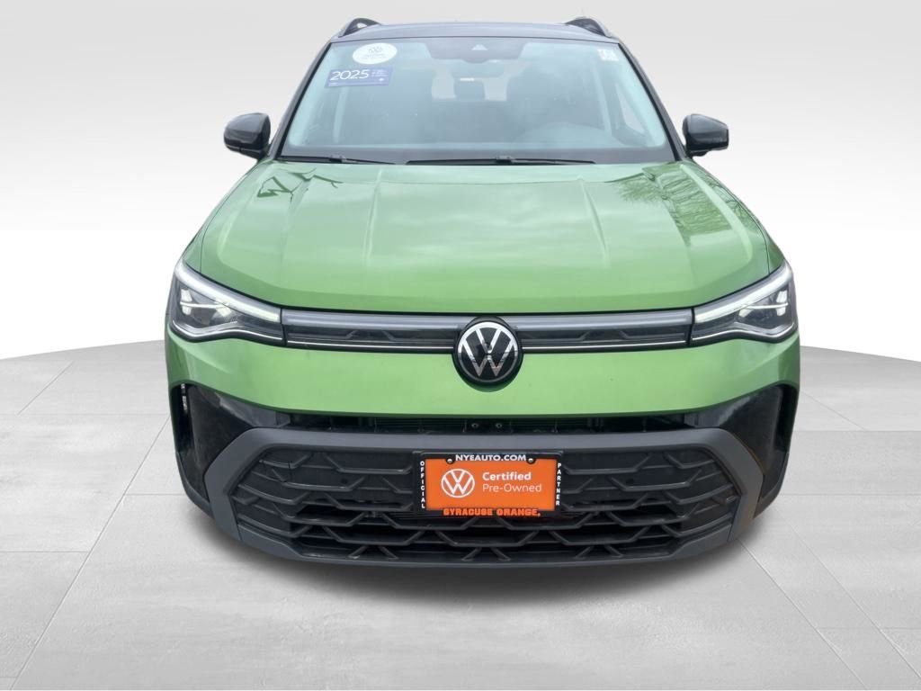 Used 2025 Volkswagen Taos SE image 10