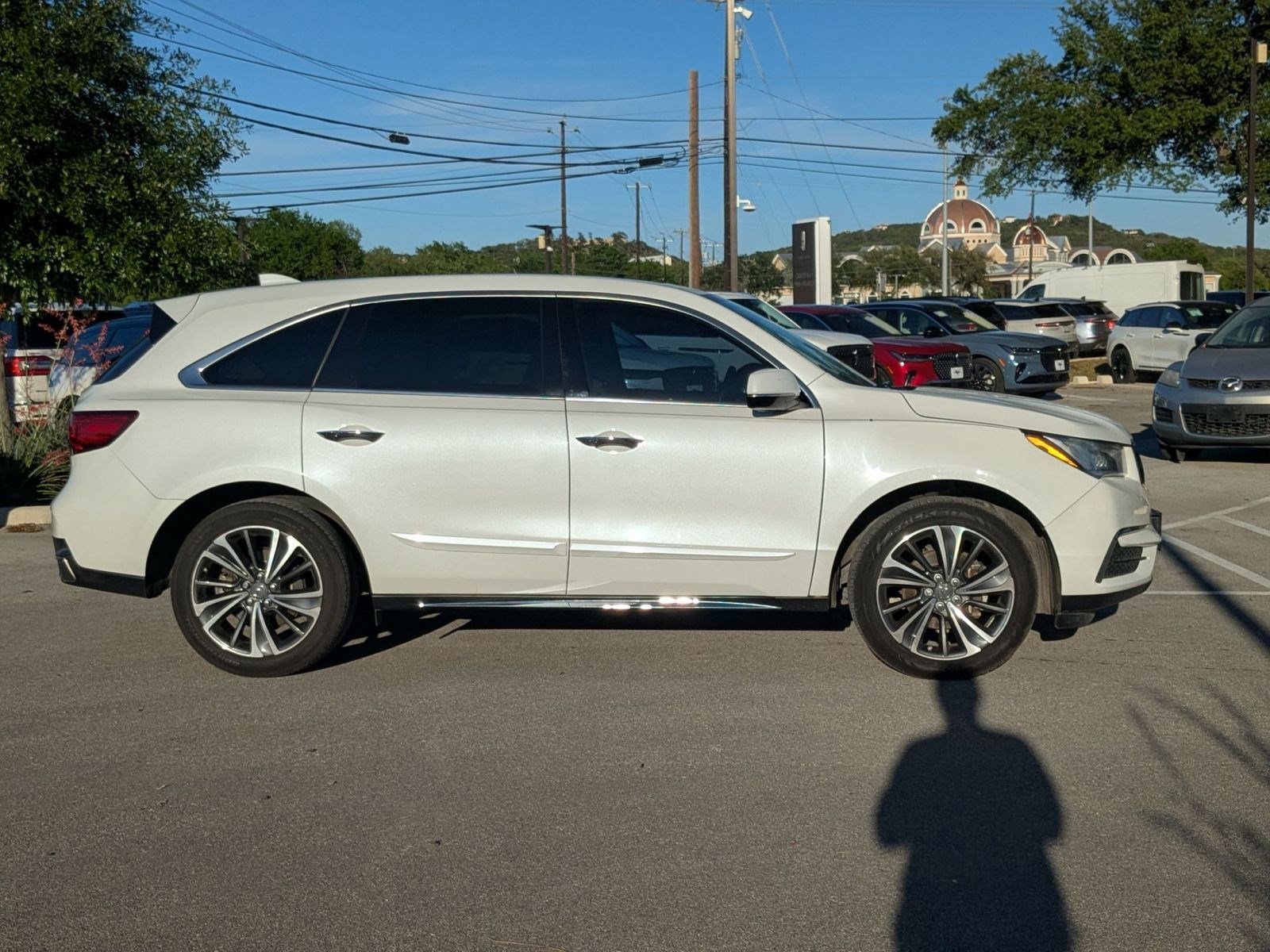 Used 2020 Acura MDX SH-AWD w/ Technology Package image 2