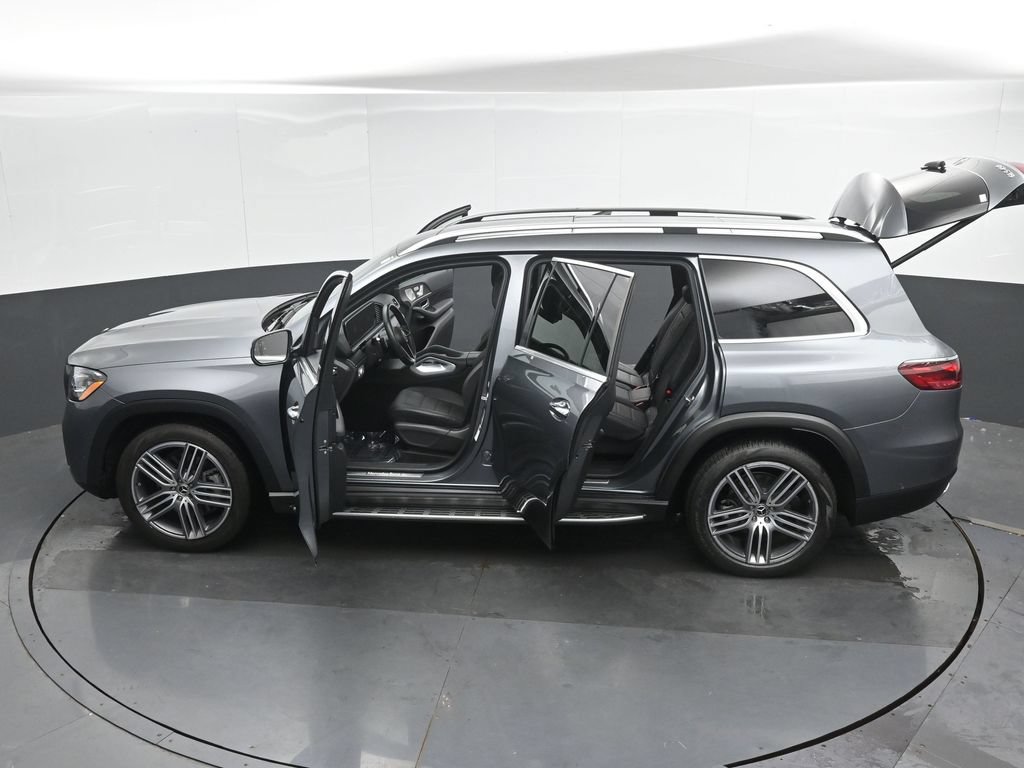 Used 2024 Mercedes-Benz GLS 450 4MATIC image 53