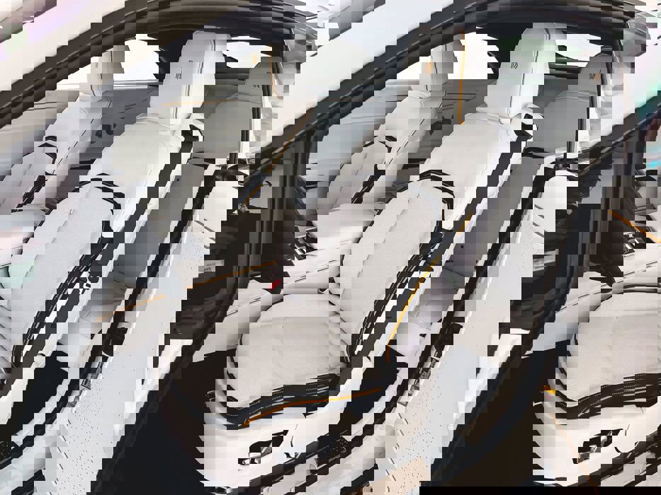 New 2025 Rolls-Royce Spectre Black Badge w/ Leather Finishing Pack image 5