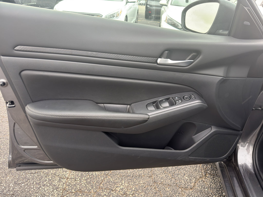 Certified 2024 Nissan Altima 2.5 SV image 13