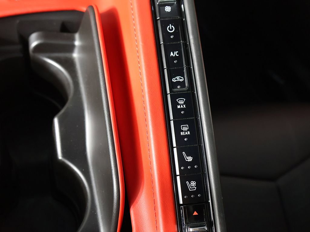 Used 2020 Chevrolet Corvette Stingray Premium Cpe w/ 3LT Preferred Equipment Group image 43