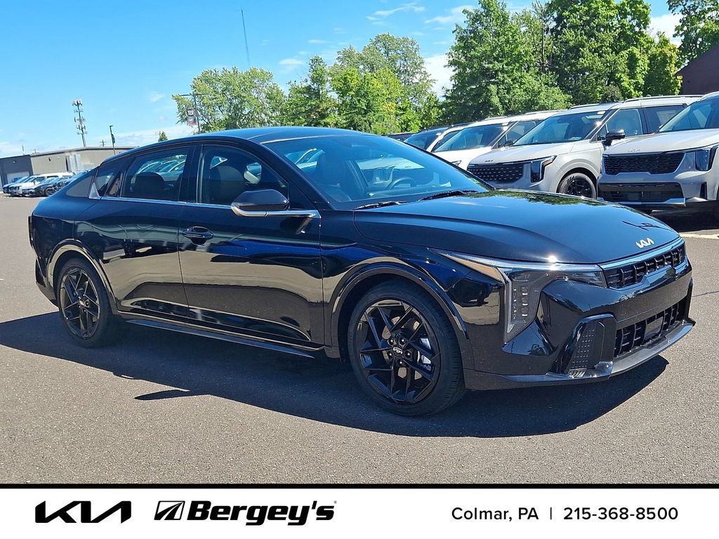 Certified 2025 Kia K4 GT-Line Turbo FWD image 3