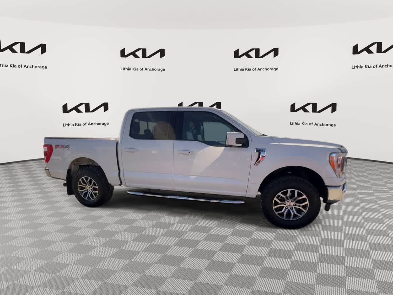 Used 2021 Ford F150 Lariat w/ FX4 Off-Road Package AWD/4WD image 3