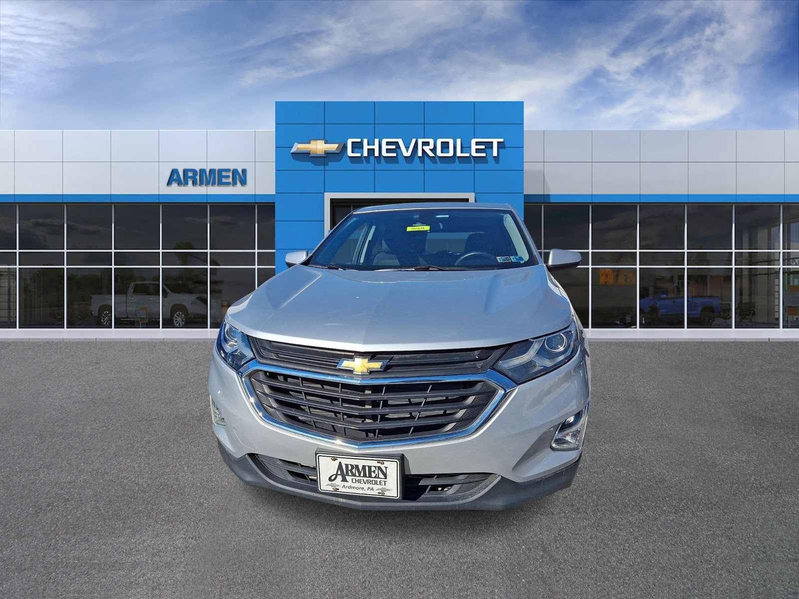 Used 2018 Chevrolet Equinox LT image 3