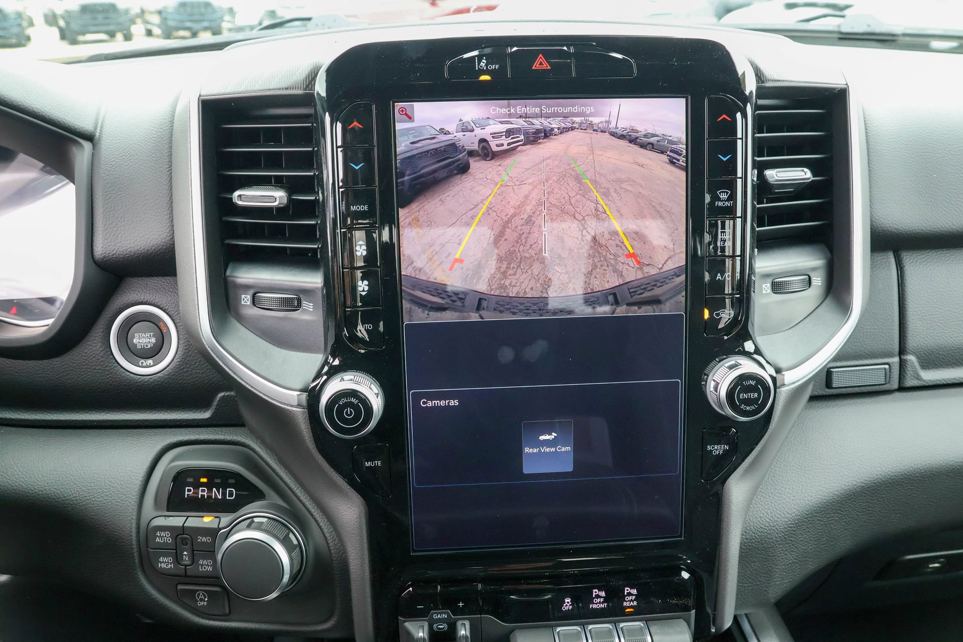 New 2026 RAM 1500 4x4 Crew Cab image 16