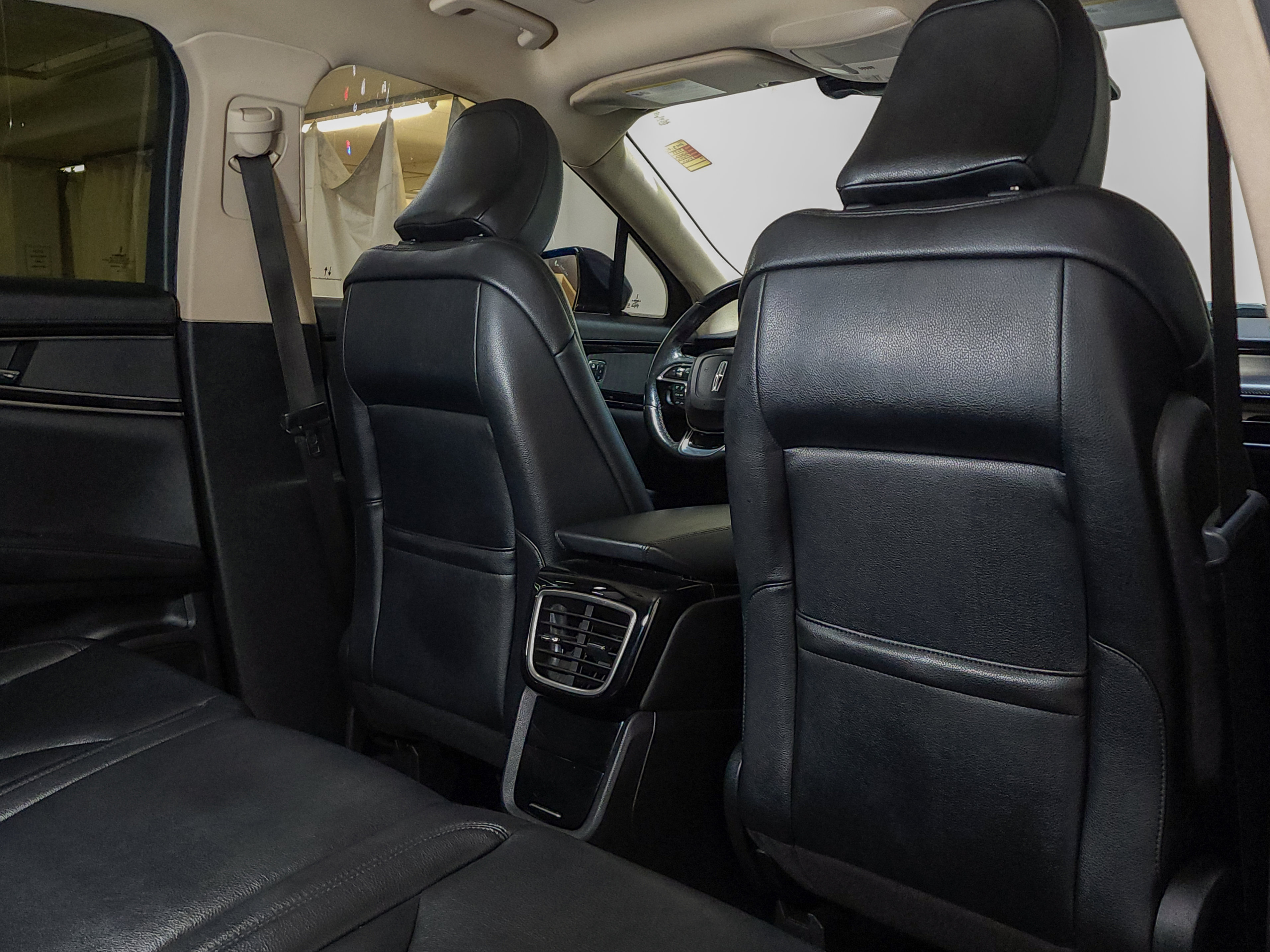 Used 2022 Lincoln Nautilus FWD image 44