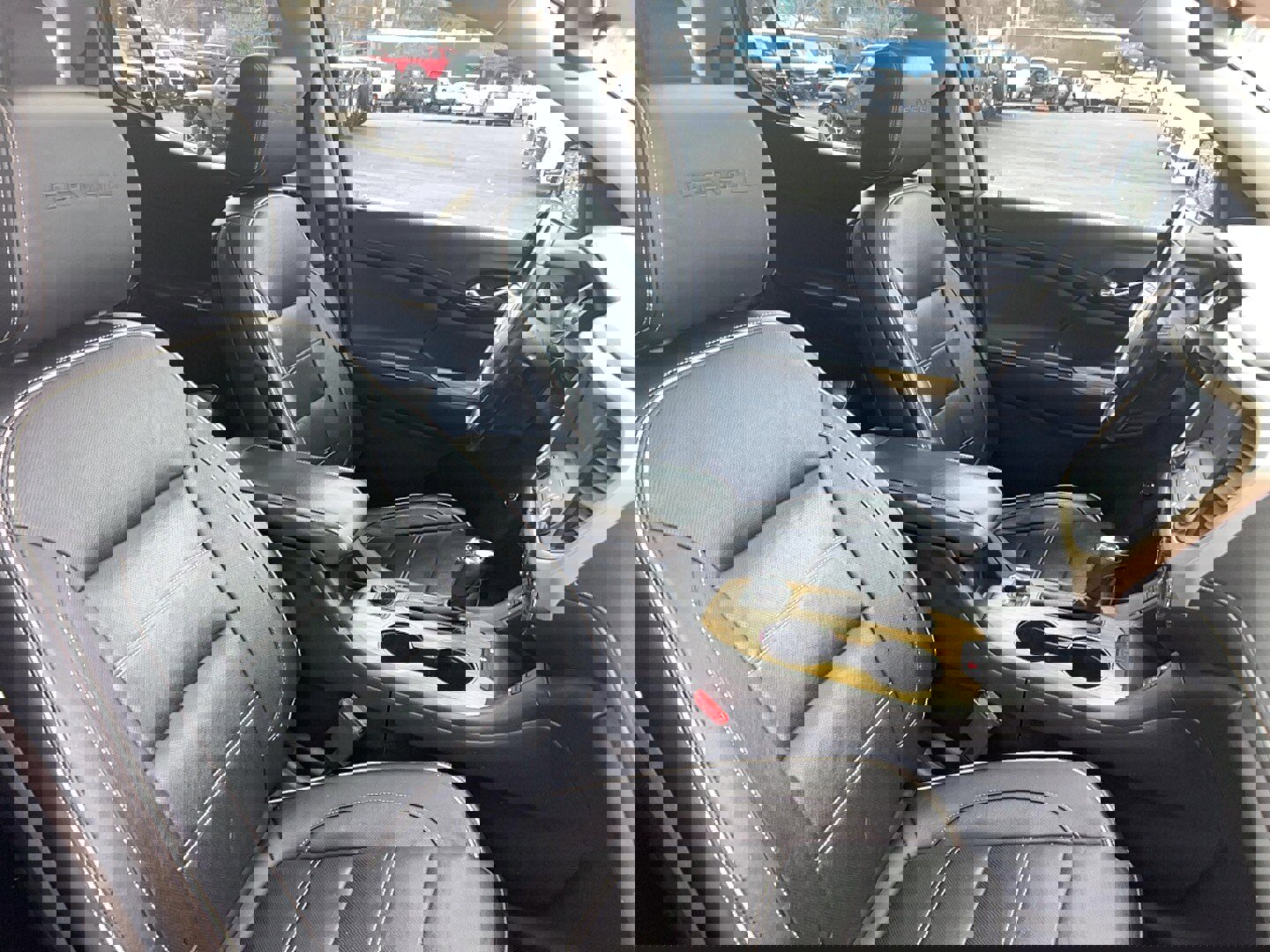 Used 2019 GMC Acadia Denali w/ Technology Package image 22