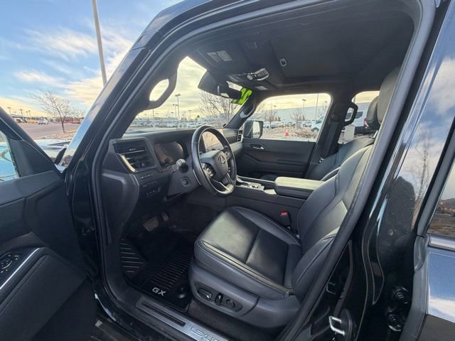 Used 2024 Lexus GX 550 w/ Accessory Package (Z1) image 12