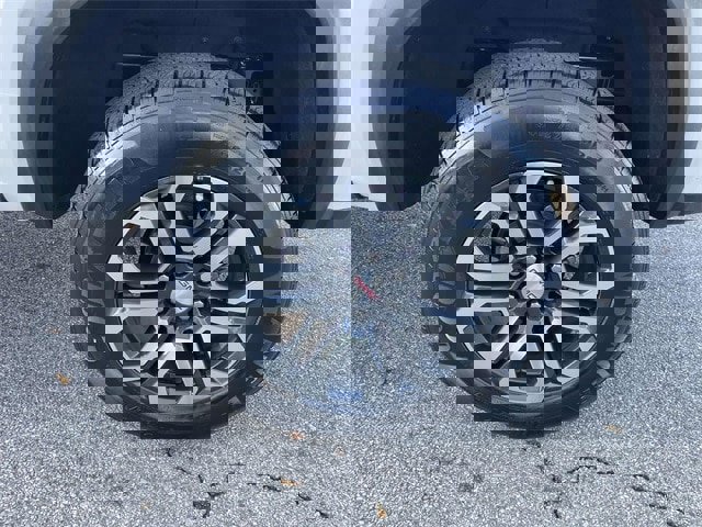 Used 2023 GMC Canyon AT4 w/ Technology Package image 24