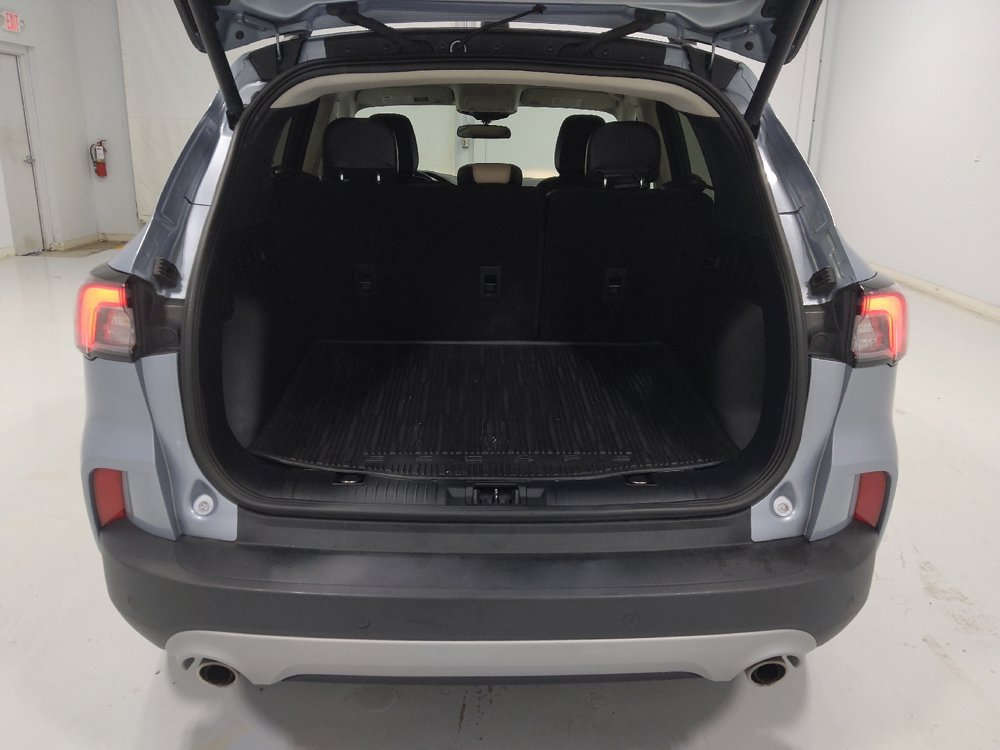 Used 2022 Ford Escape SEL w/ Technology Package FWD image 29