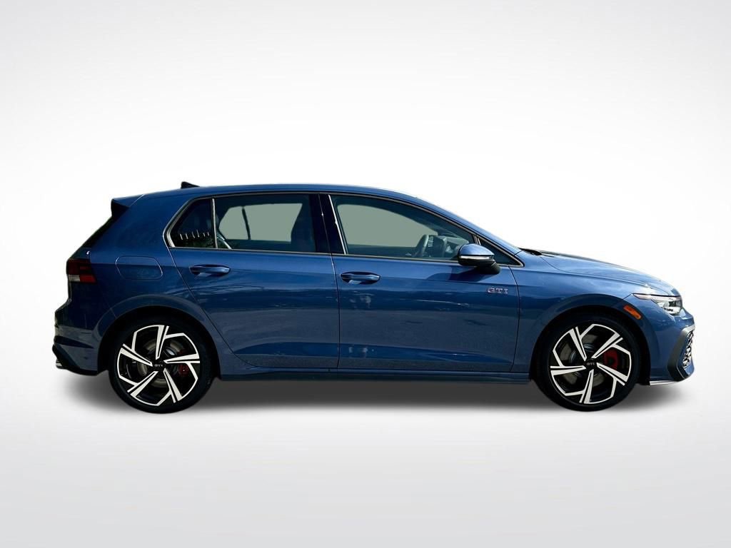 New 2026 Volkswagen GTI SE FWD image 4