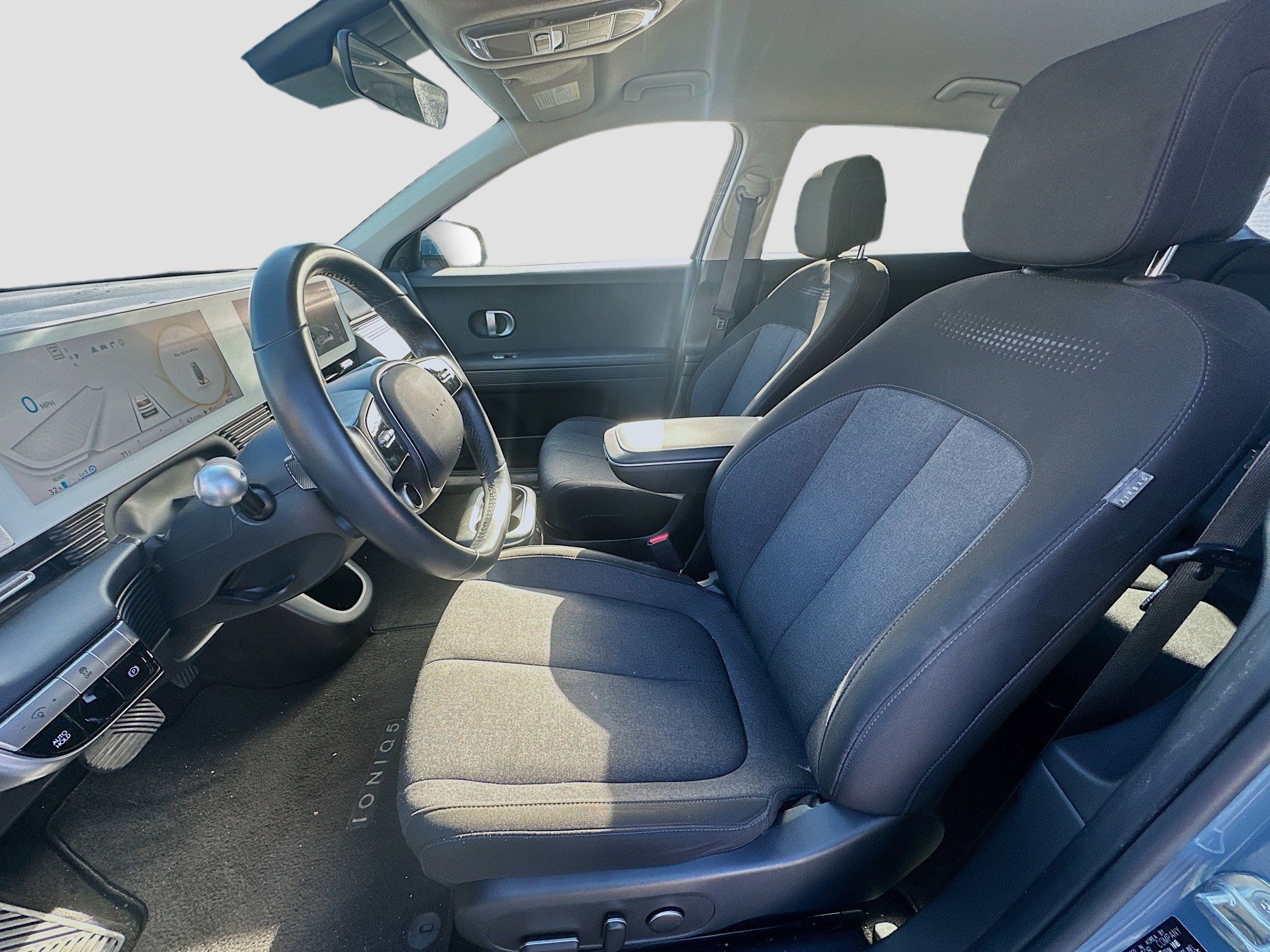 Used 2022 Hyundai Ioniq 5 SE w/ Cargo Package image 17