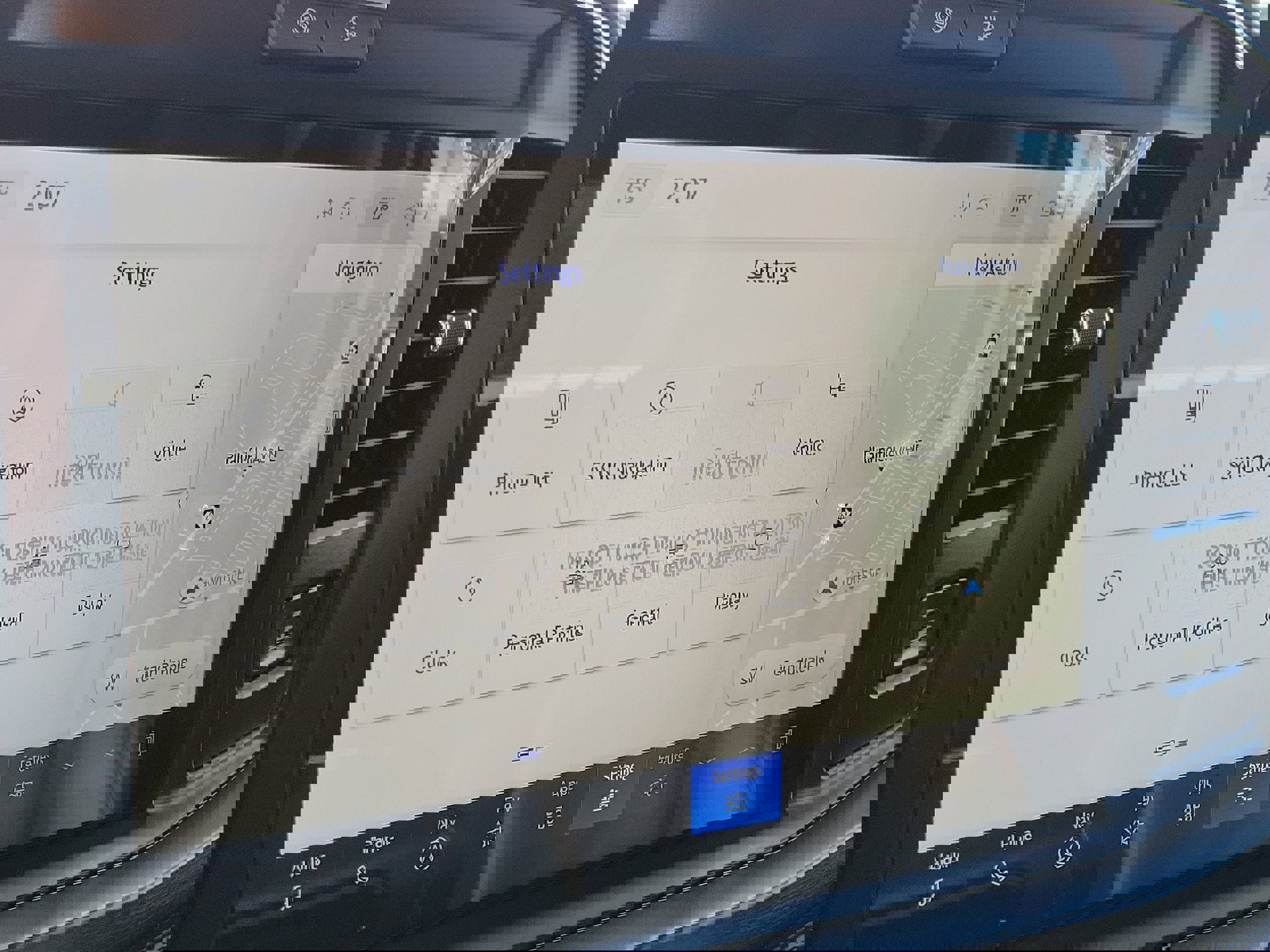 New 2026 Ford F250 Lariat w/ Tremor Off-Road Package image 27