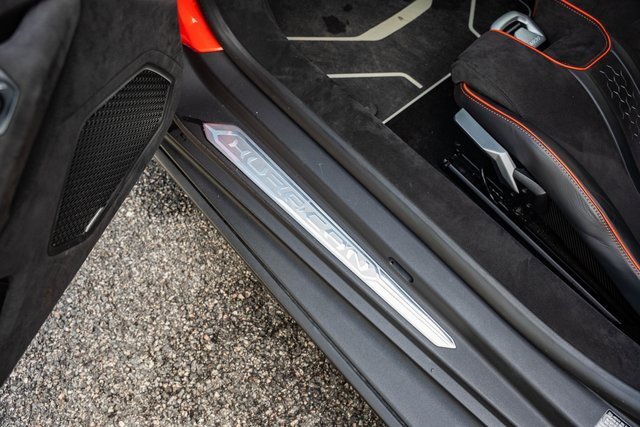 Used 2023 Lamborghini Huracan Sterrato image 34
