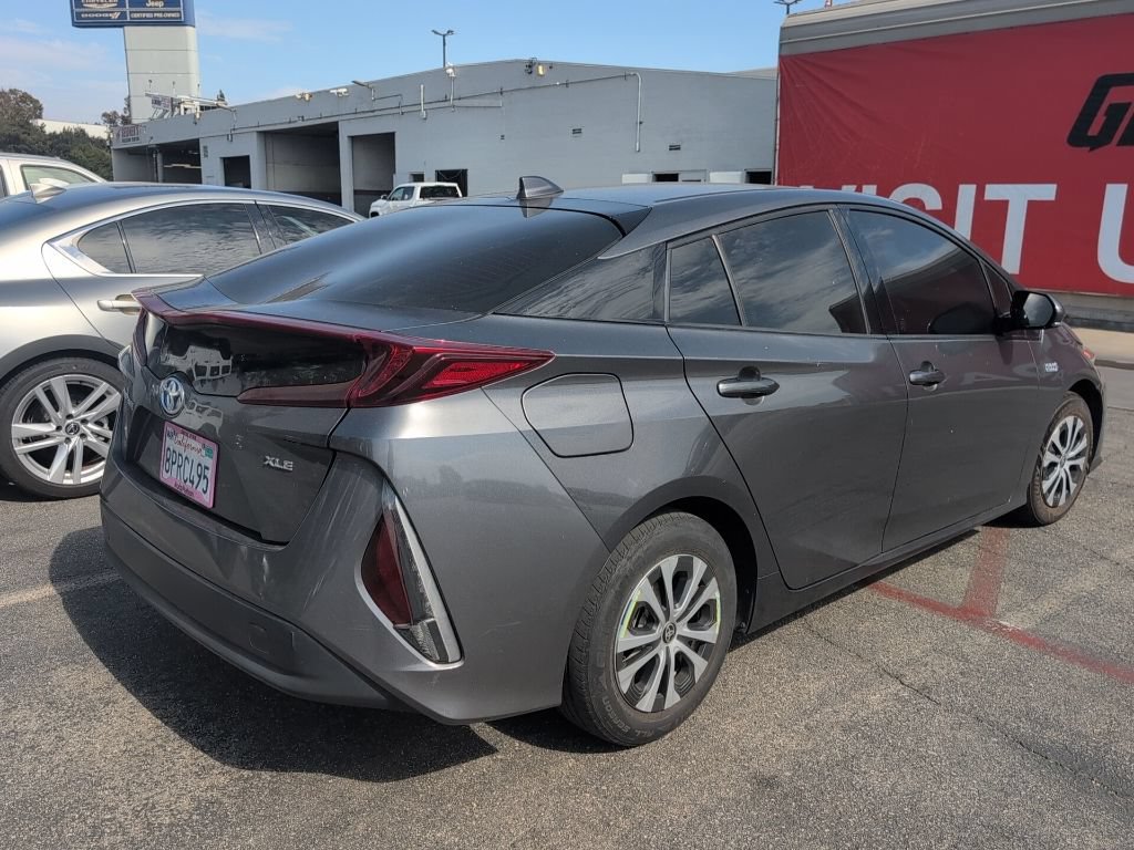 Used 2020 Toyota Prius Prime XLE w/ Carpet Mat Package FWD image 6