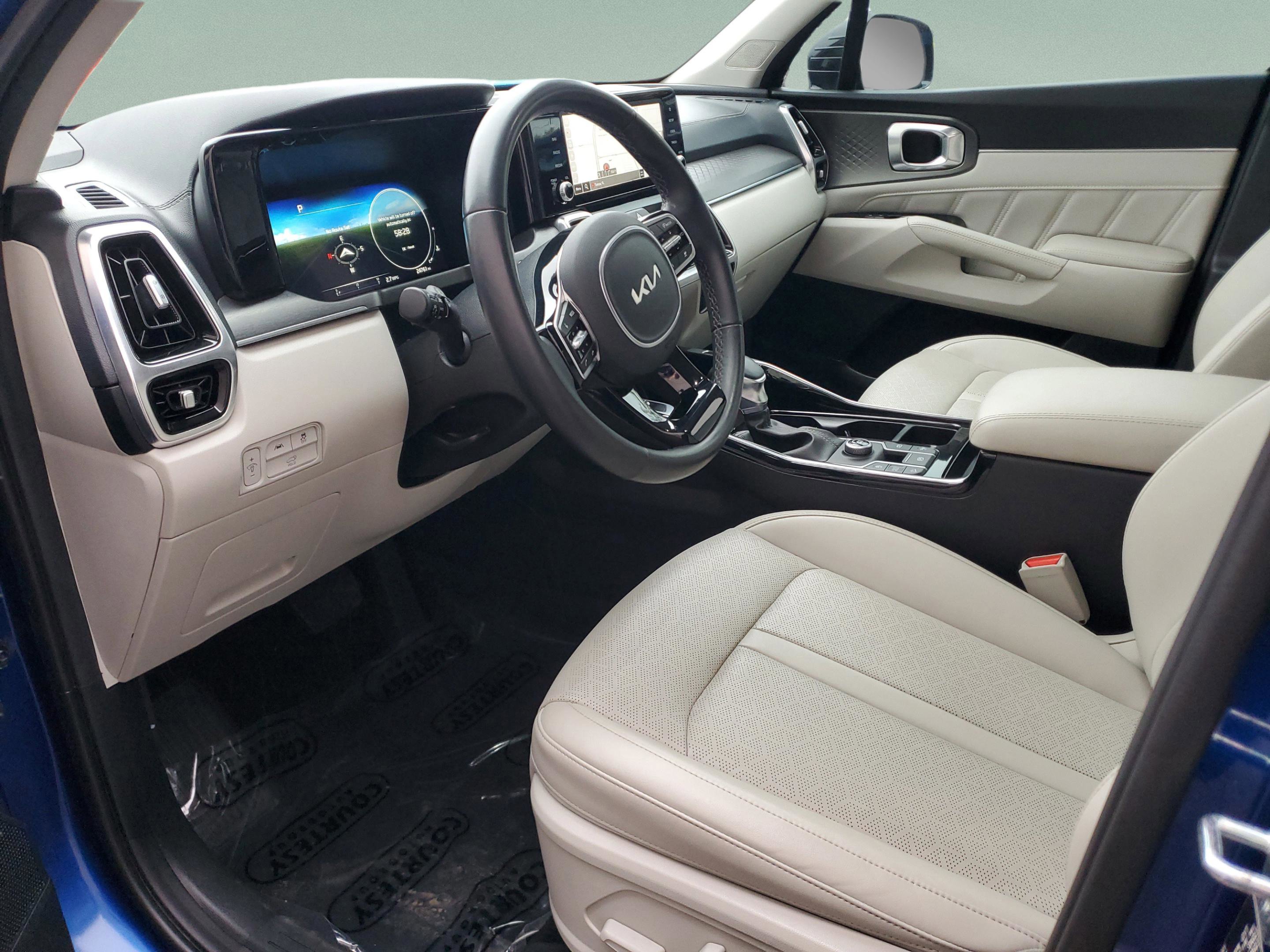 Certified 2023 Kia Sorento SX image 18