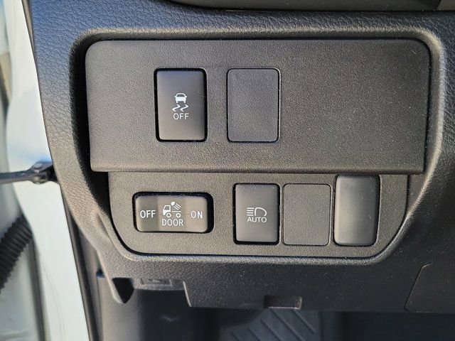 Used 2020 Toyota Tacoma SR w/ SR Convenience Package image 19