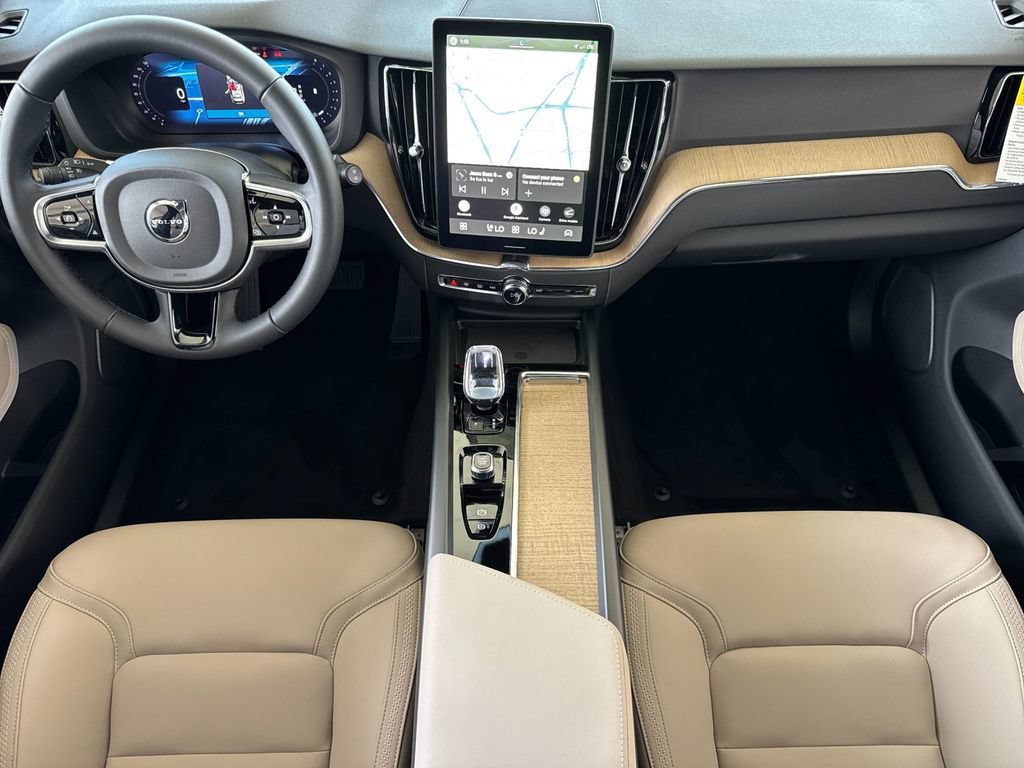 New 2026 Volvo XC60 B5 Core w/ Climate Package PRO AWD/4WD image 12