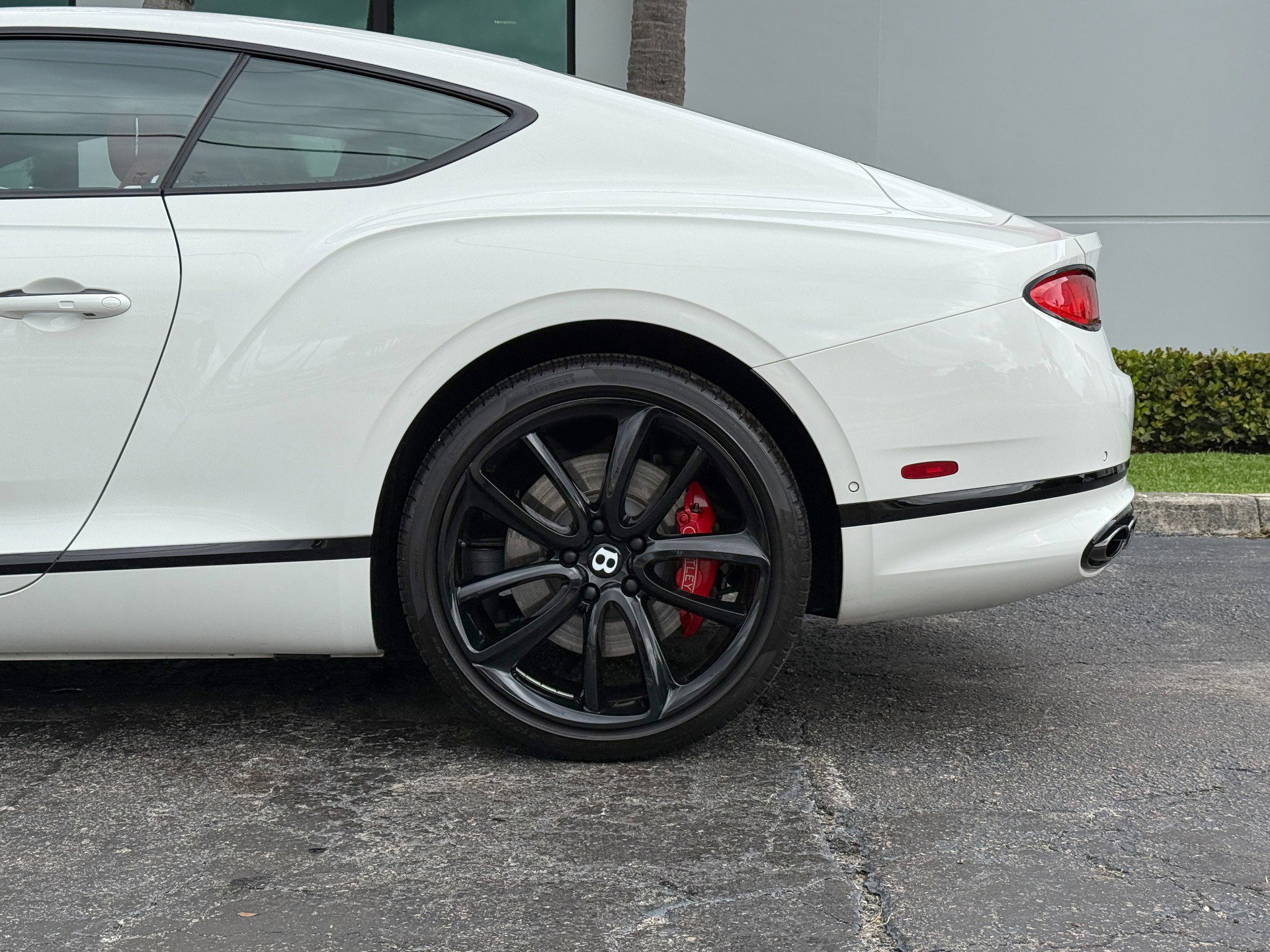 Used 2021 Bentley Continental GT AWD/4WD image 12