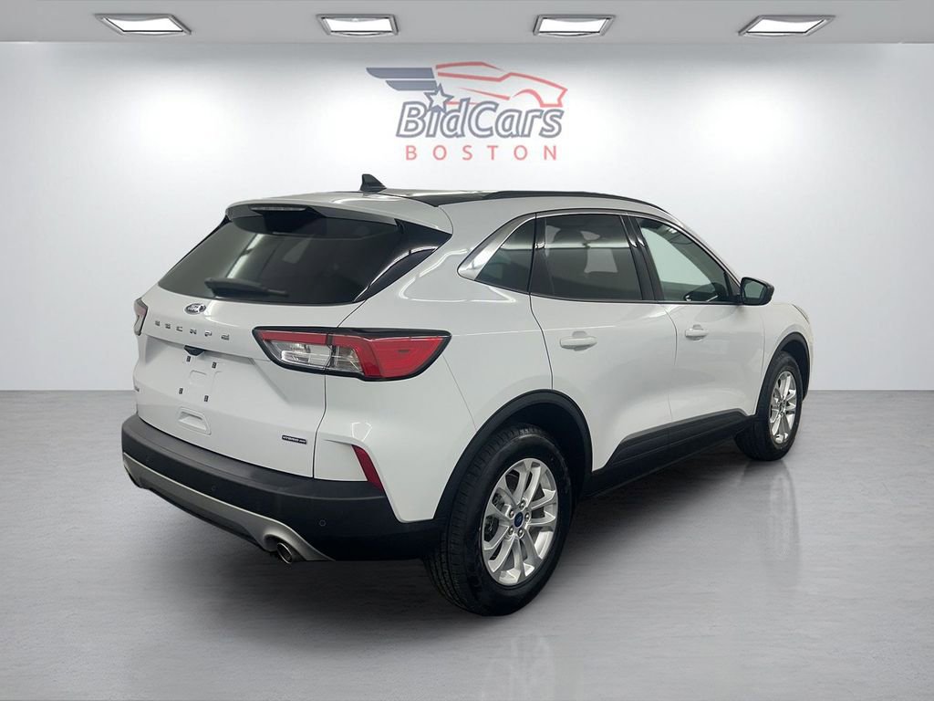 Used 2022 Ford Escape SE AWD/4WD image 4