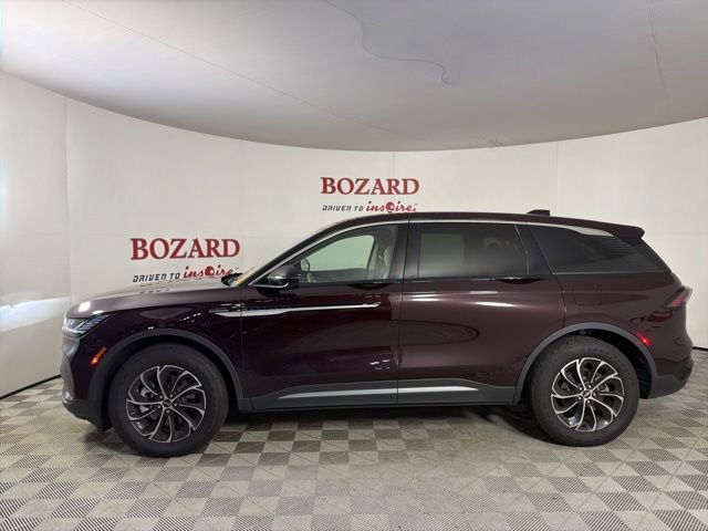 Used 2025 Lincoln Nautilus Premier AWD/4WD image 5