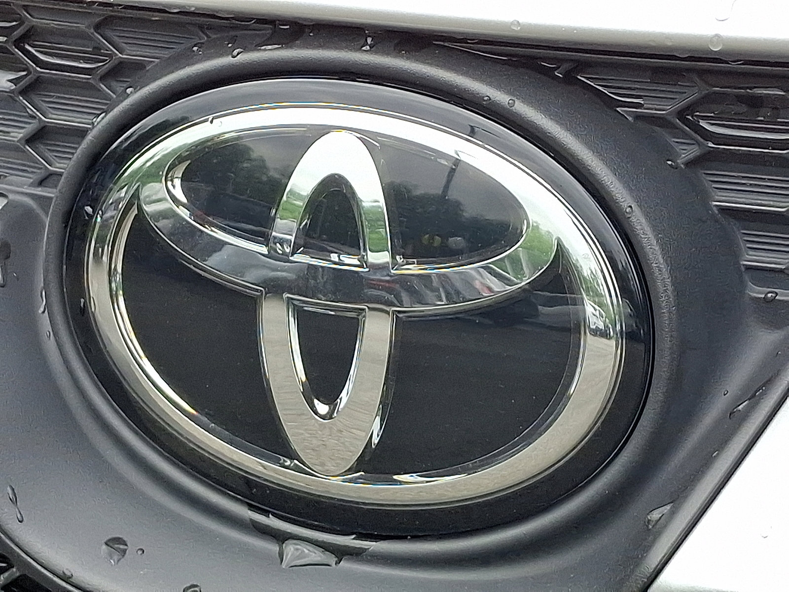 Used 2022 Toyota Corolla LE FWD image 29