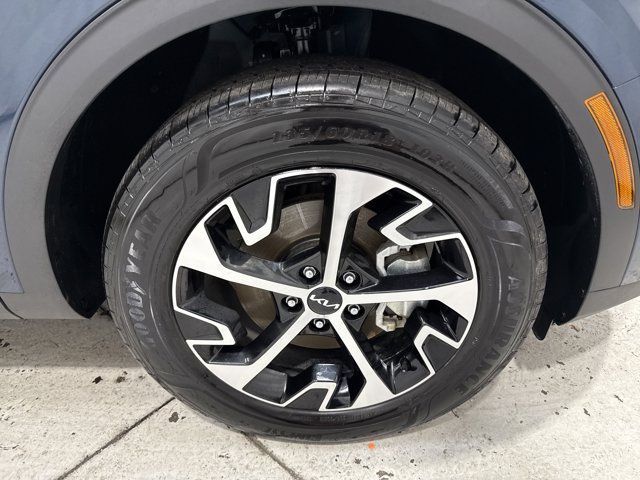 Certified 2024 Kia Sportage EX w/ EX Premium Package AWD/4WD image 33
