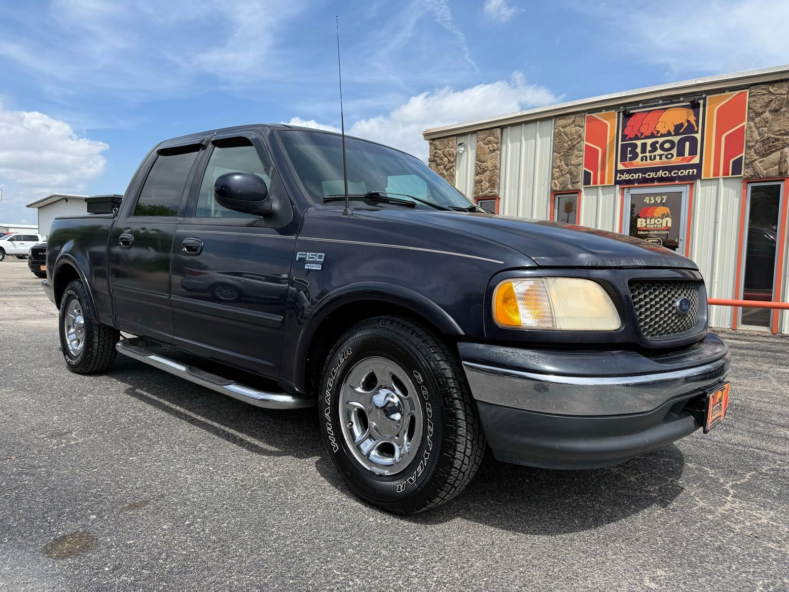Used 2001 Ford F150 Lariat