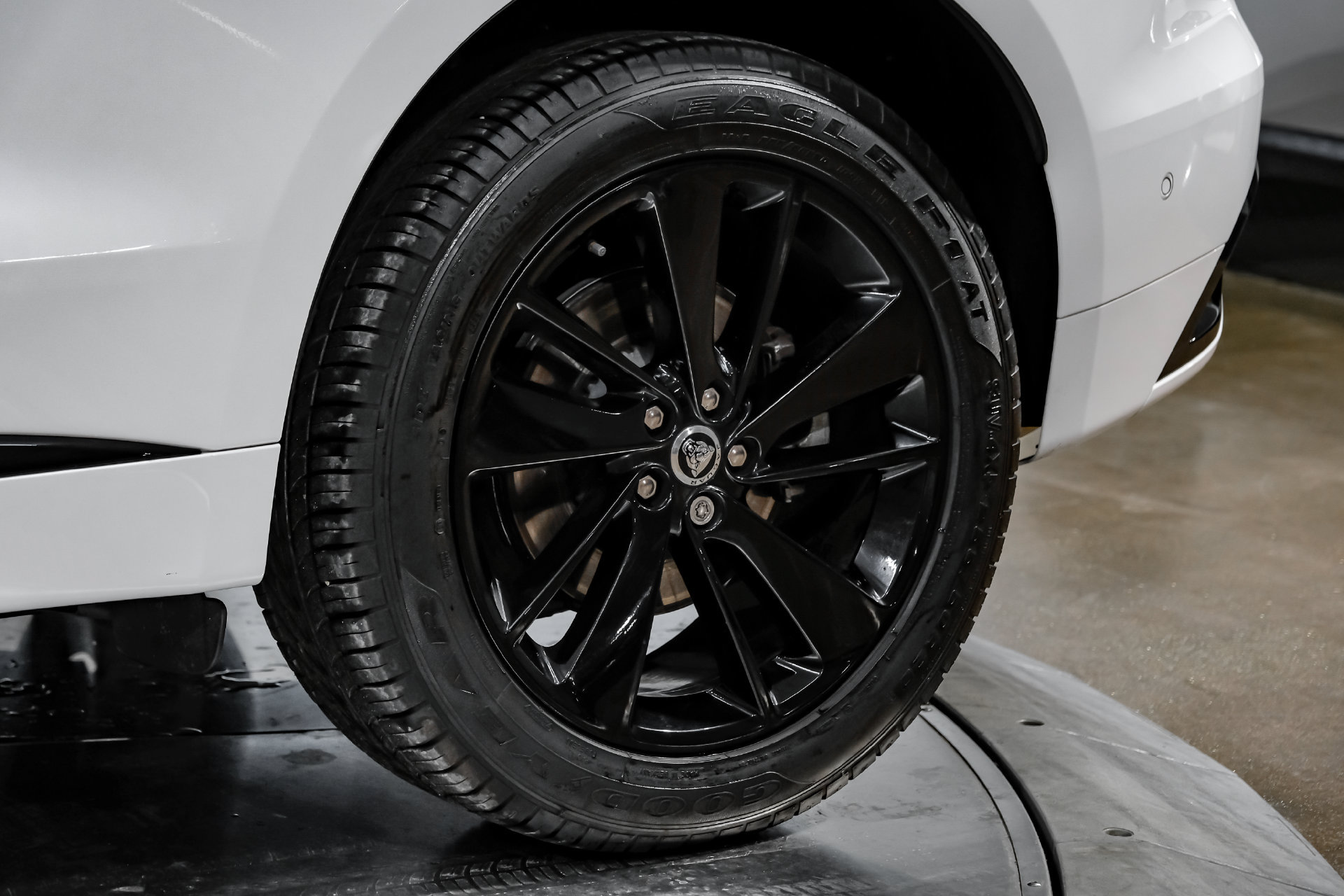 Used 2024 Jaguar F-PACE R-Dynamic S AWD/4WD image 61