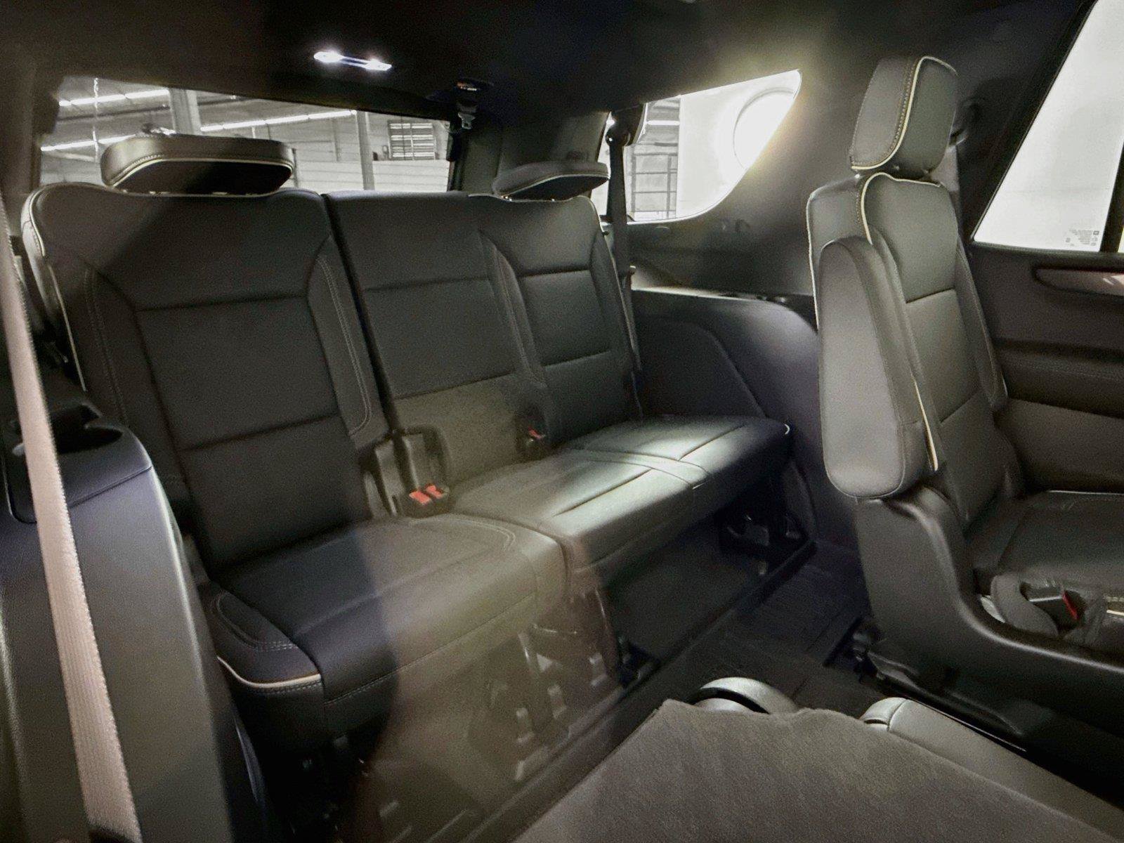 New 2027 GMC Yukon Elevation w/ Elevation Premium Package AWD/4WD image 22