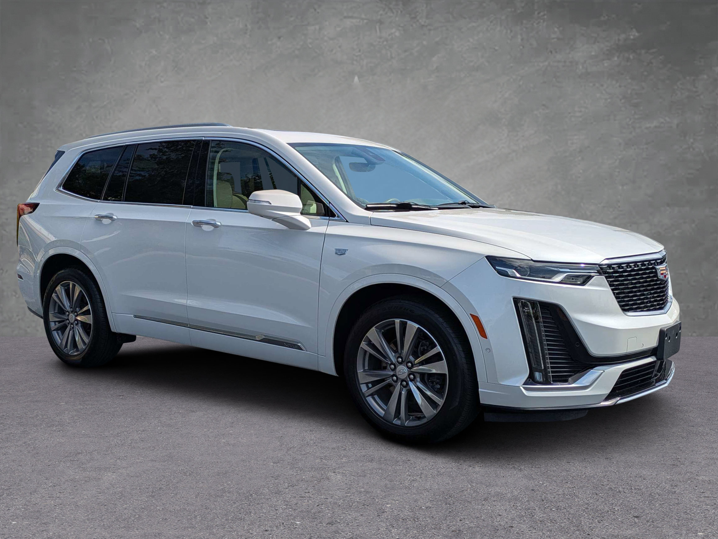 Used 2022 Cadillac XT6 Premium Luxury w/ Technology Package AWD/4WD image 5