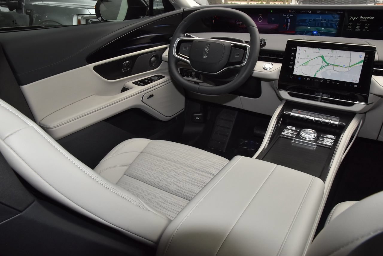 New 2026 Lincoln Nautilus Reserve AWD/4WD image 22