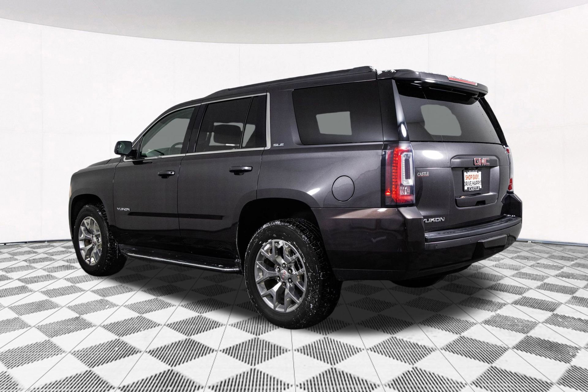 Used 2018 GMC Yukon SLE w/ SLE Value Package image 12