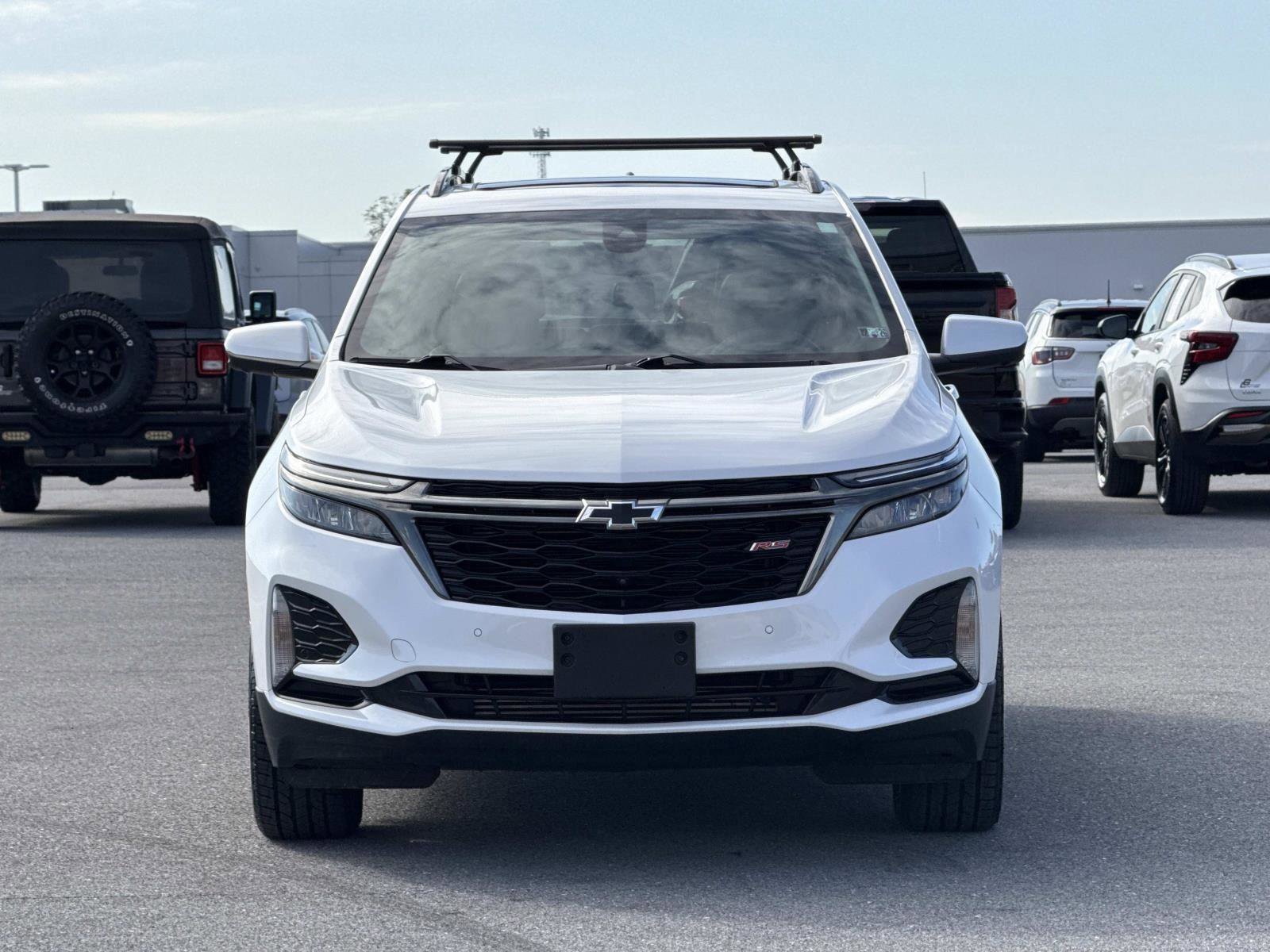 Used 2023 Chevrolet Equinox RS w/ RS Leather Package image 28