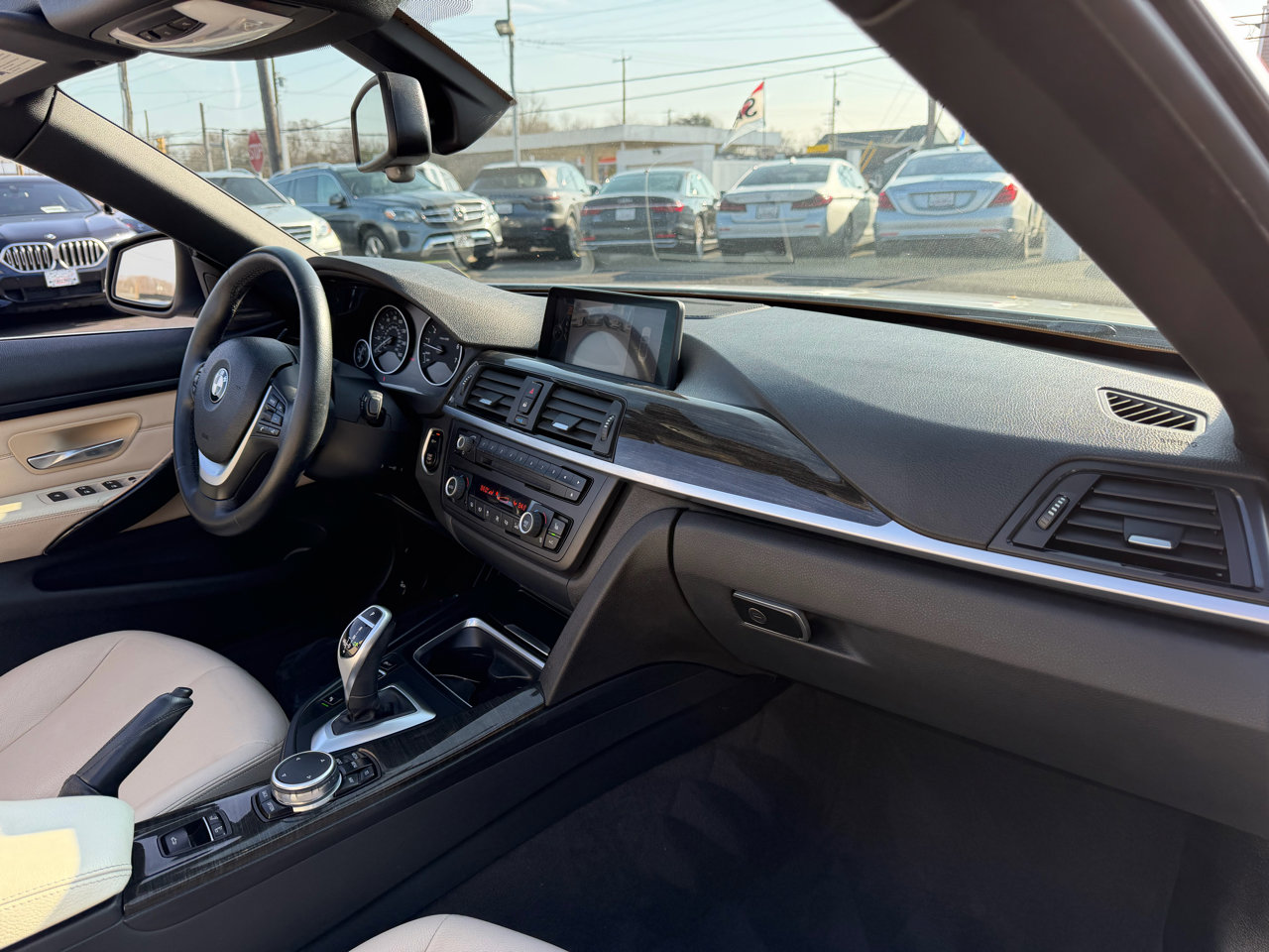 Used 2015 BMW 435i xDrive Convertible image 24