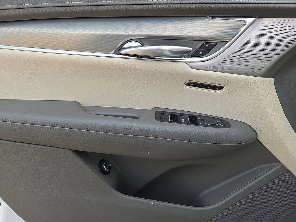 Used 2021 Cadillac XT5 Premium Luxury image 21