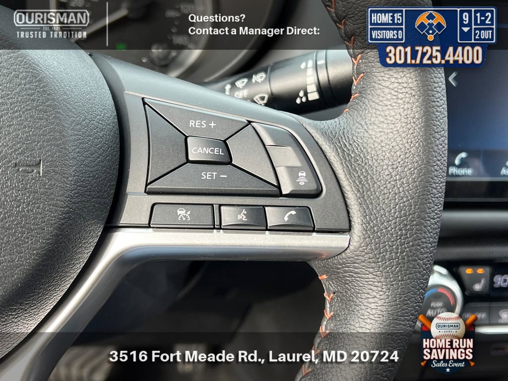 New 2025 Nissan Versa SR w/ Trunk Package FWD image 22