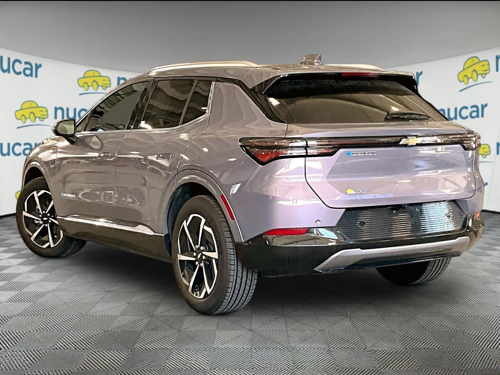 Used 2025 Chevrolet Equinox EV LT w/ Convenience Package FWD image 8