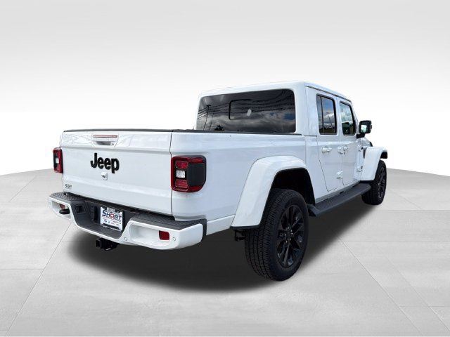 Used 2021 Jeep Gladiator Overland AWD/4WD image 5