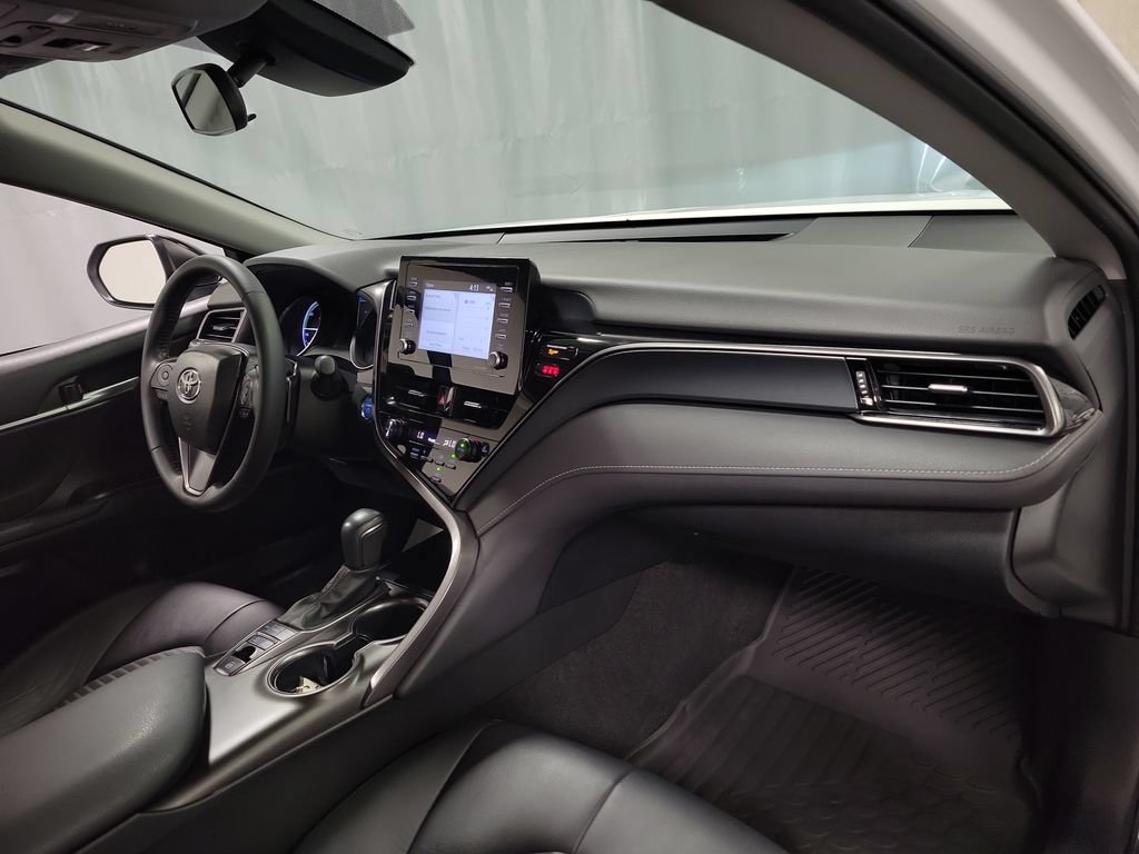 Used 2024 Toyota Camry SE FWD image 28