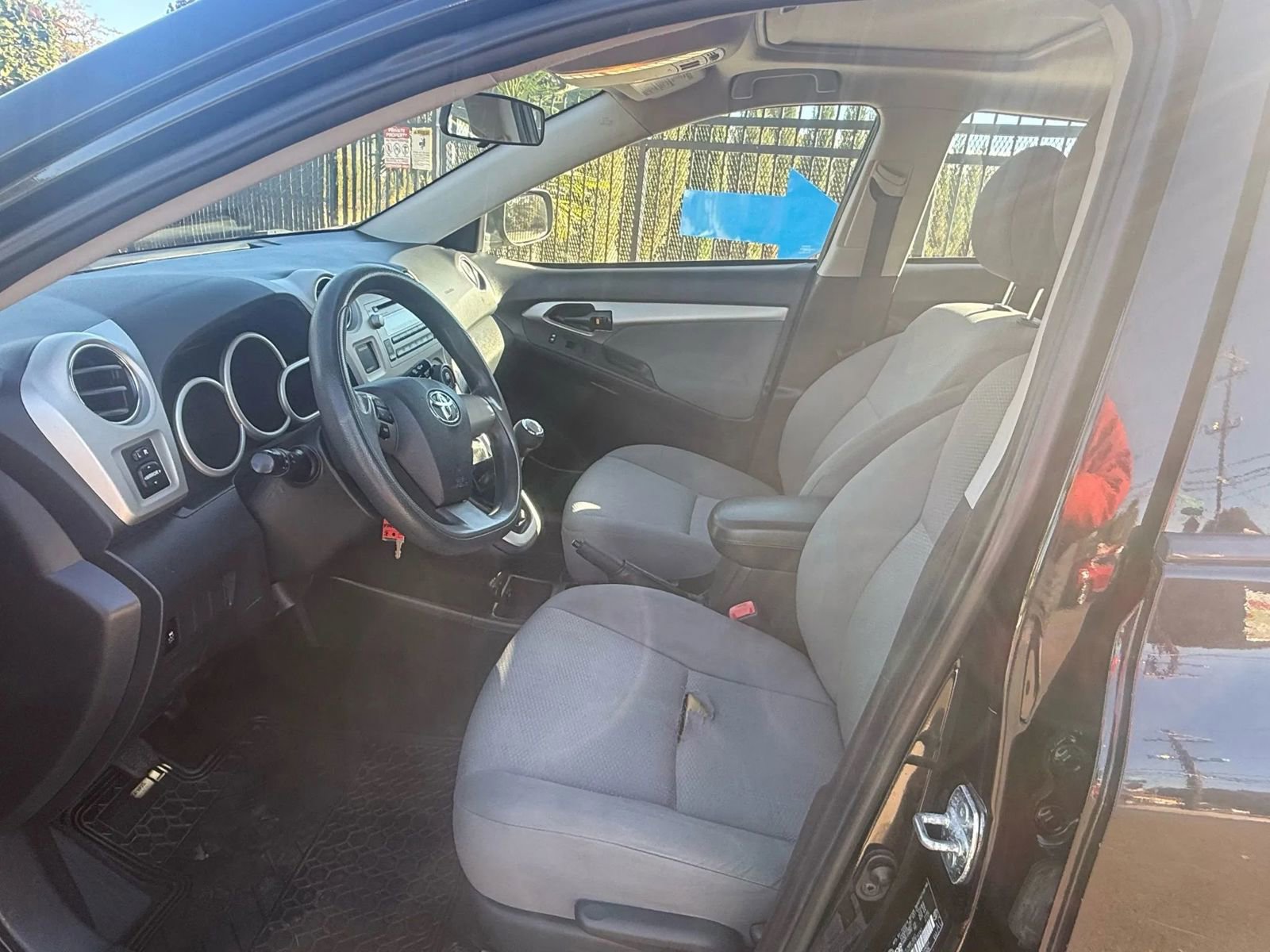 Used 2012 Toyota Matrix L image 8