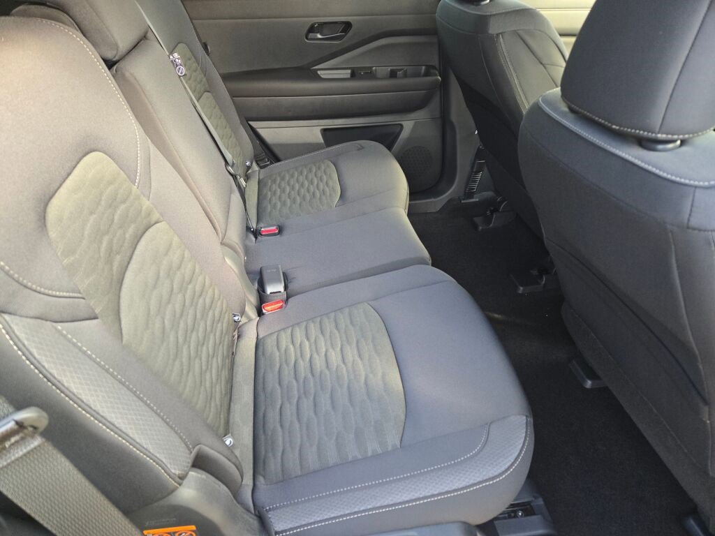 New 2025 Nissan Pathfinder SV w/ Cargo Package image 13