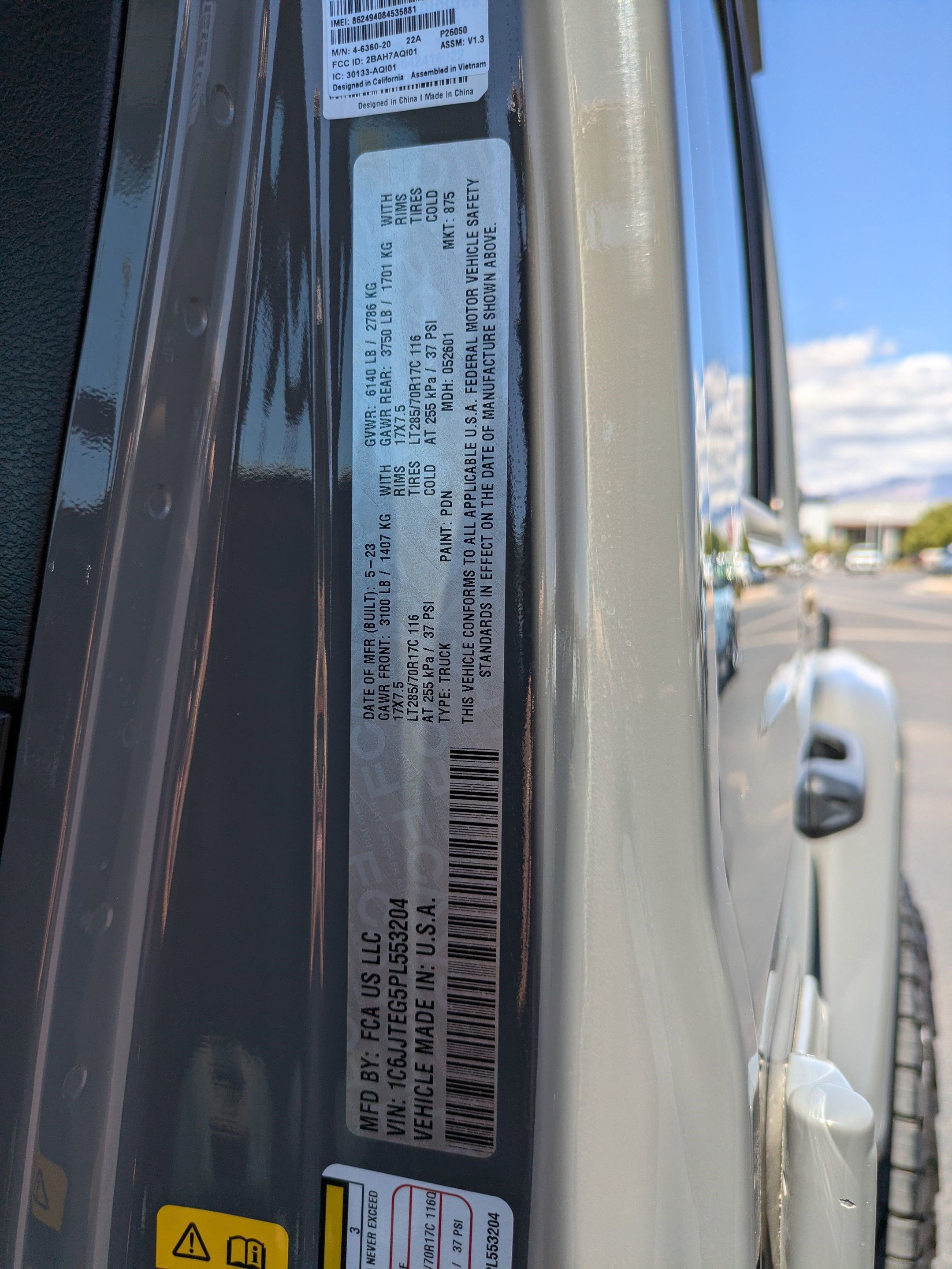 Used 2023 Jeep Gladiator Mojave w/ Trailer Tow Package AWD/4WD image 32